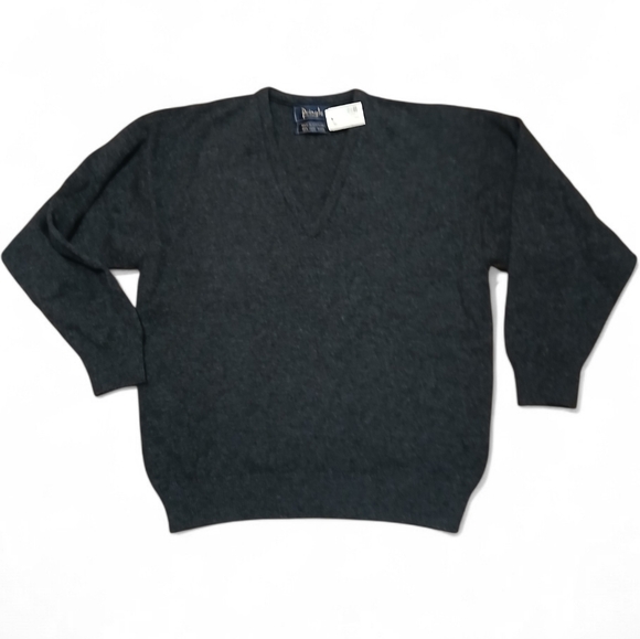 Pringle Other - New! Pringle Of Scotland 100% Wool Charcoal V-Neck Sweater